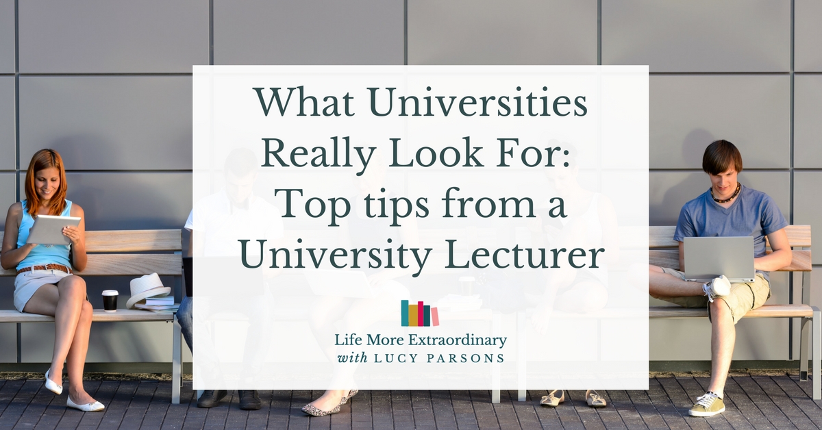 What Universities Really Look For: Top tips from a University Lecturer | If you want to get into university you need to stand out in your UCAS personal statement. In this post I share with you tips from a university lecturer about how to fascinate and intrigue admissions tutors in your personal statement and get onto your dream course. Click through to benefit from all the wisdom.... #ucas #personalstatement